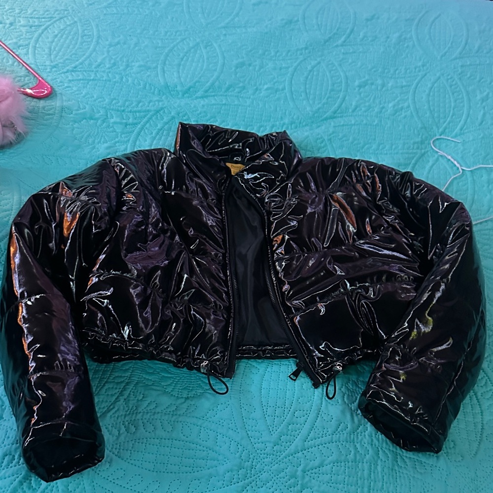 Daisy Black Glossy Puffer Jacket